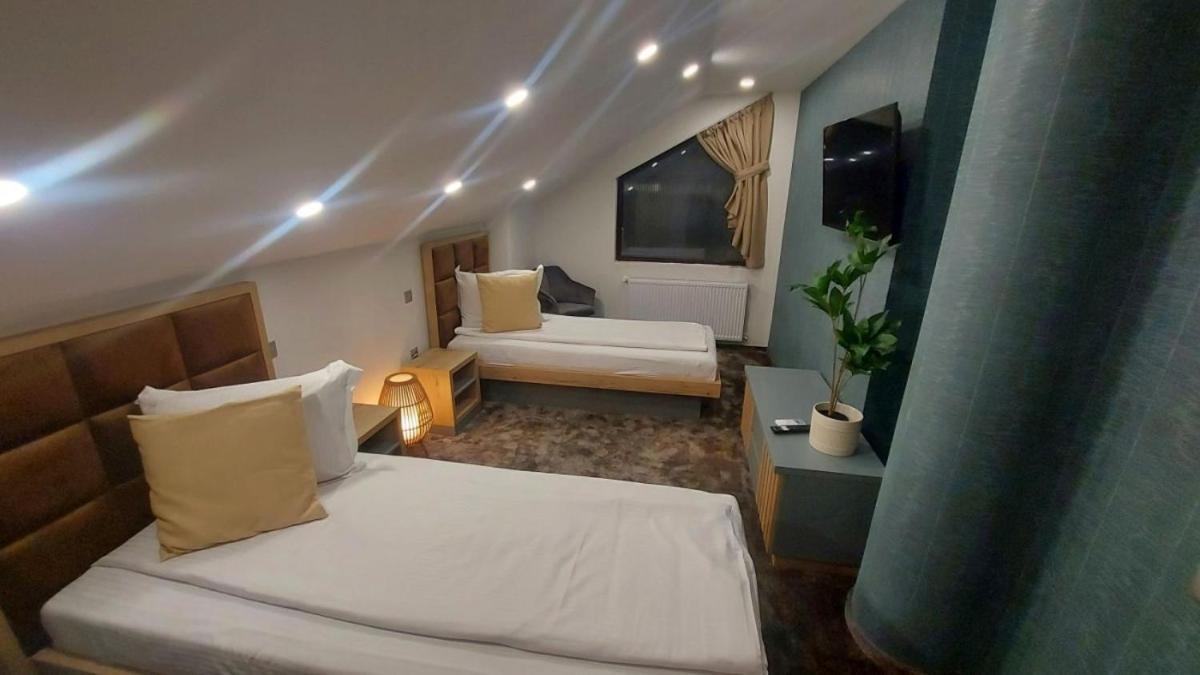 Hotel Stefani Сибиу Экстерьер фото