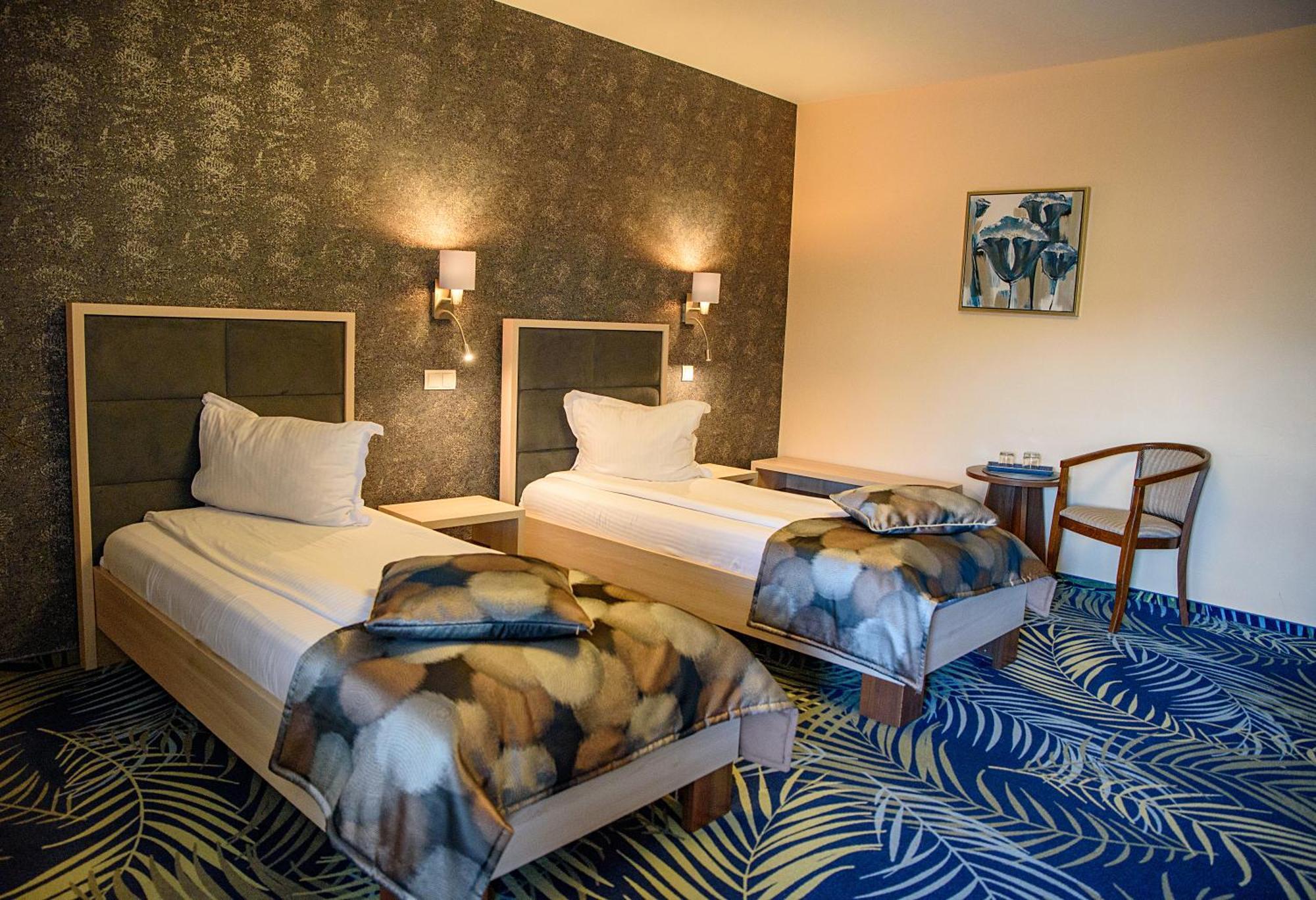 Hotel Stefani Сибиу Экстерьер фото