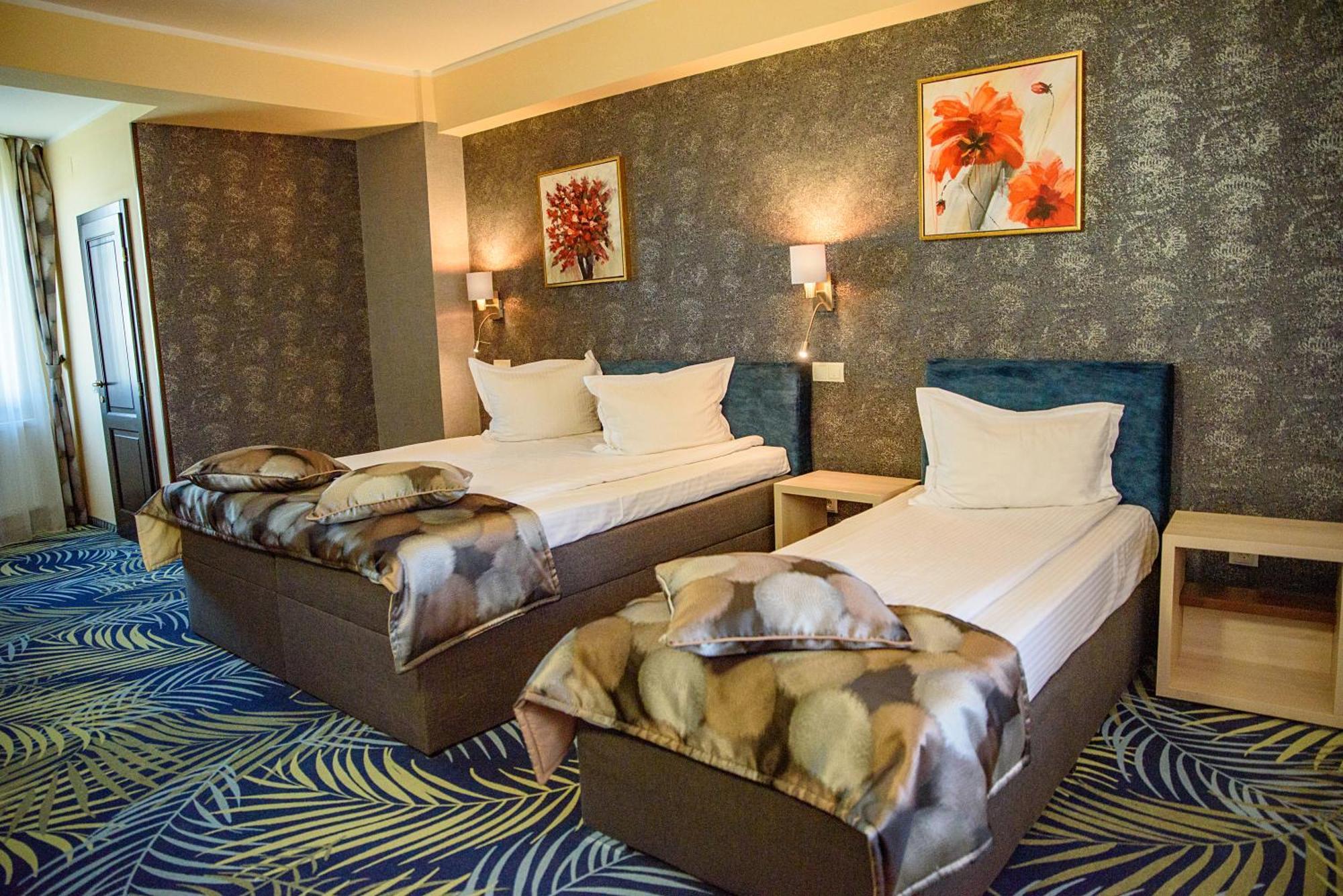 Hotel Stefani Сибиу Экстерьер фото