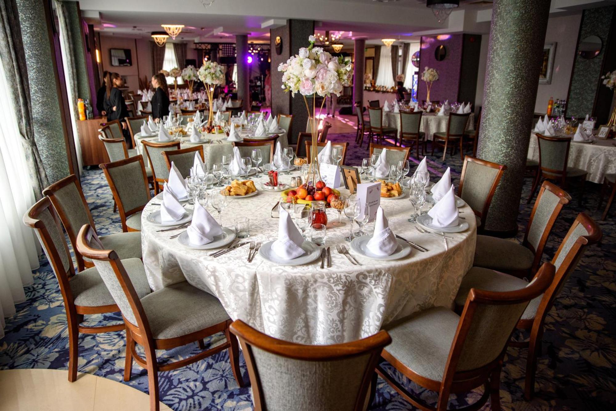 Hotel Stefani Сибиу Экстерьер фото
