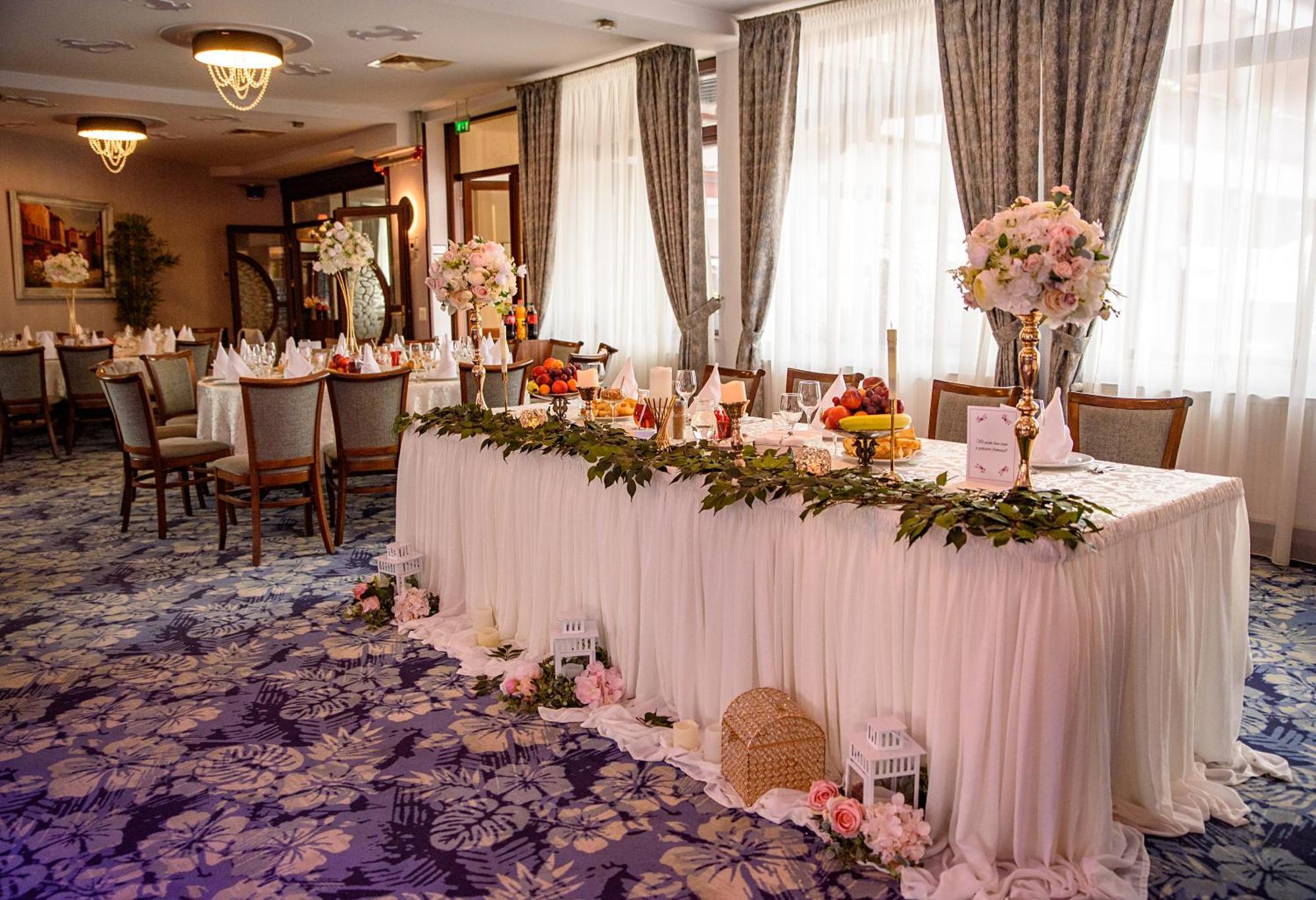 Hotel Stefani Сибиу Экстерьер фото
