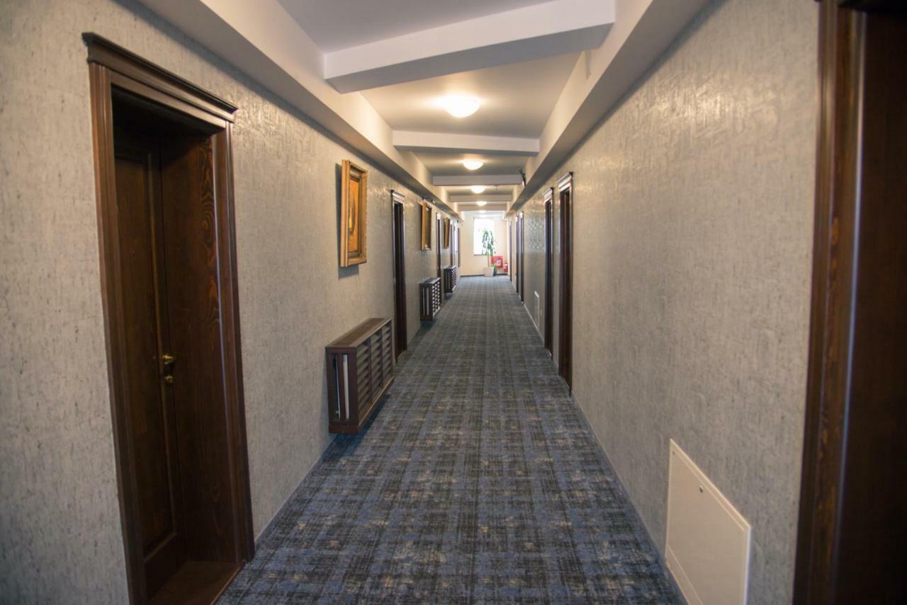Hotel Stefani Сибиу Экстерьер фото