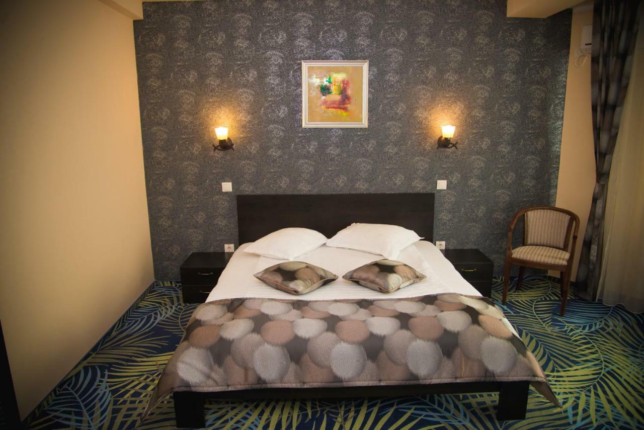 Hotel Stefani Сибиу Экстерьер фото