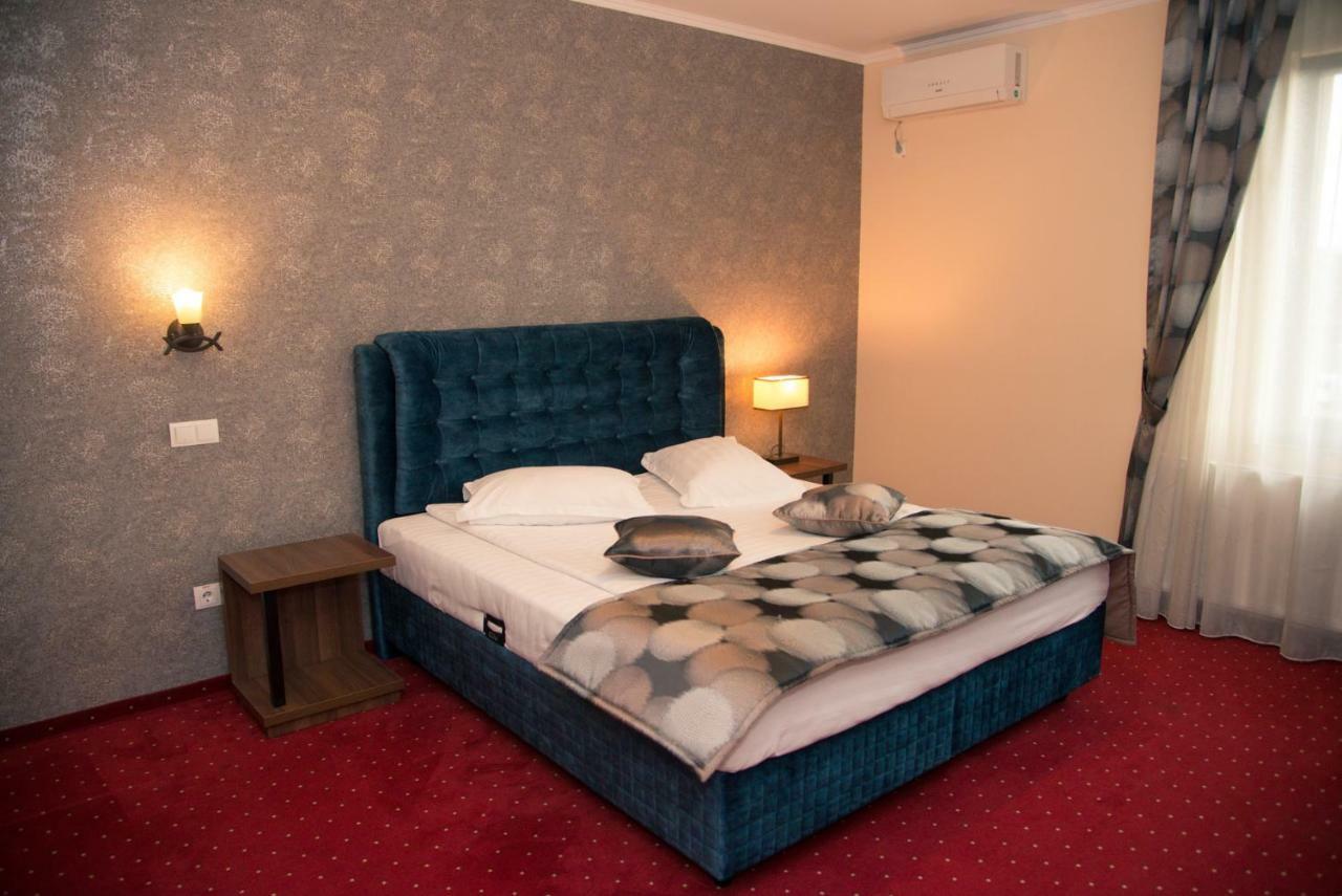 Hotel Stefani Сибиу Экстерьер фото