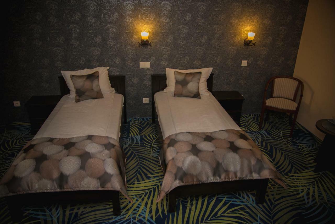 Hotel Stefani Сибиу Экстерьер фото